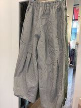 IFP65536-01 Striped Jacq Tuck Pleated