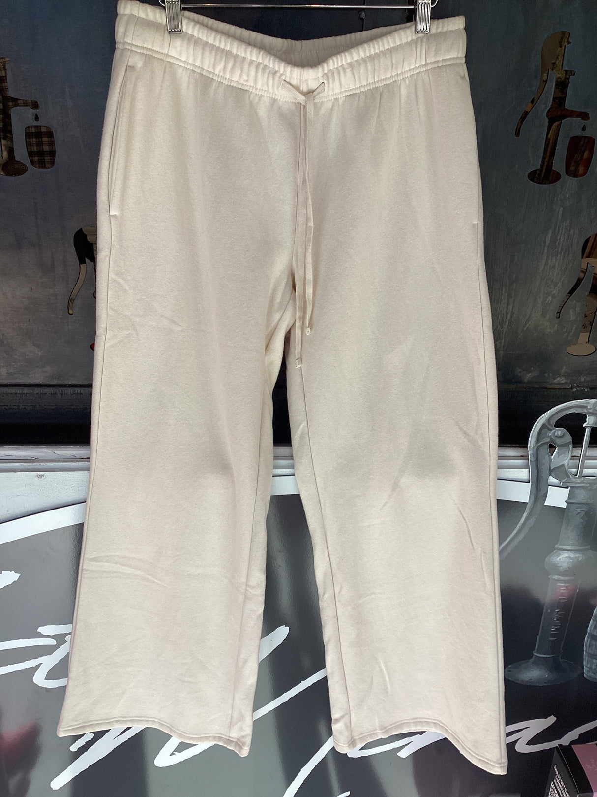 DZ24A331 Cream Pants