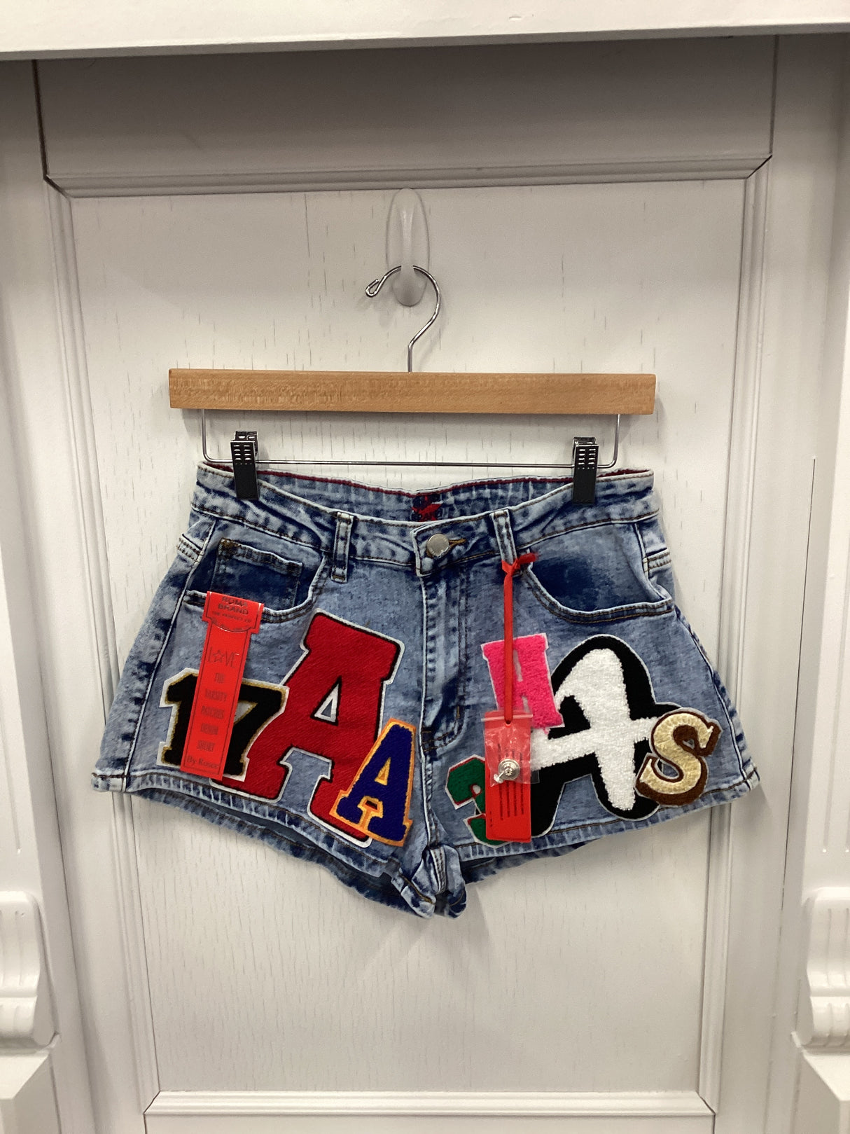 SH154 - Patch Denim Shorts