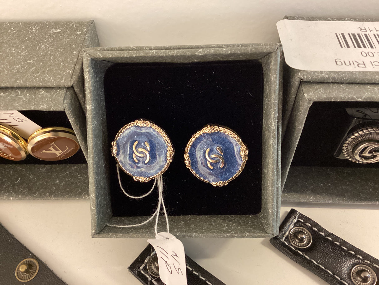 11P Cufflinks Chanel