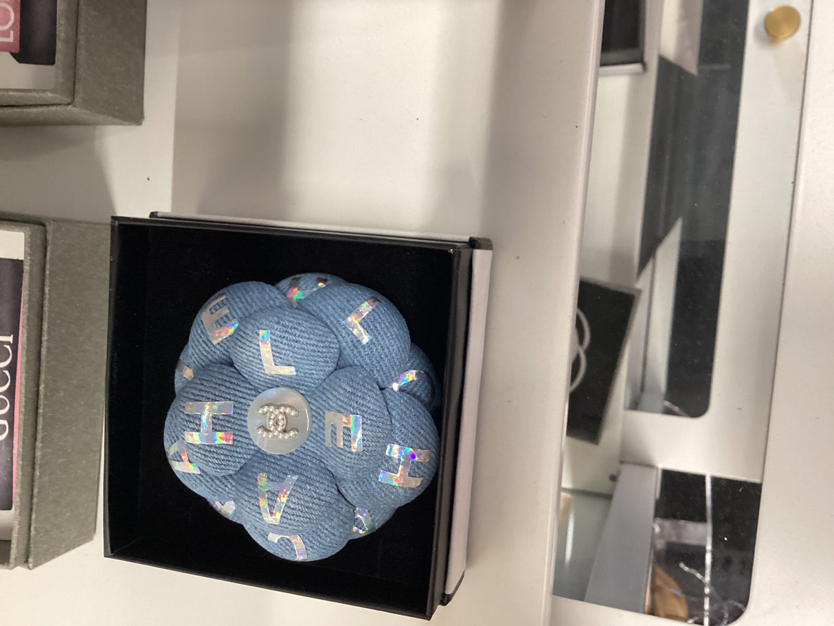 29X - Chanel Button Brooch/Clip