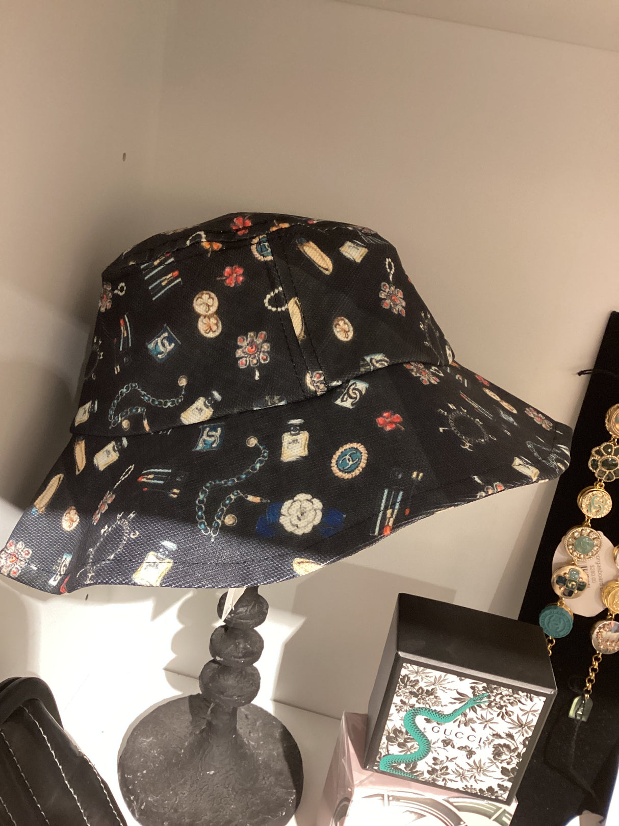 10Y Bucket Hat W/ Fabric