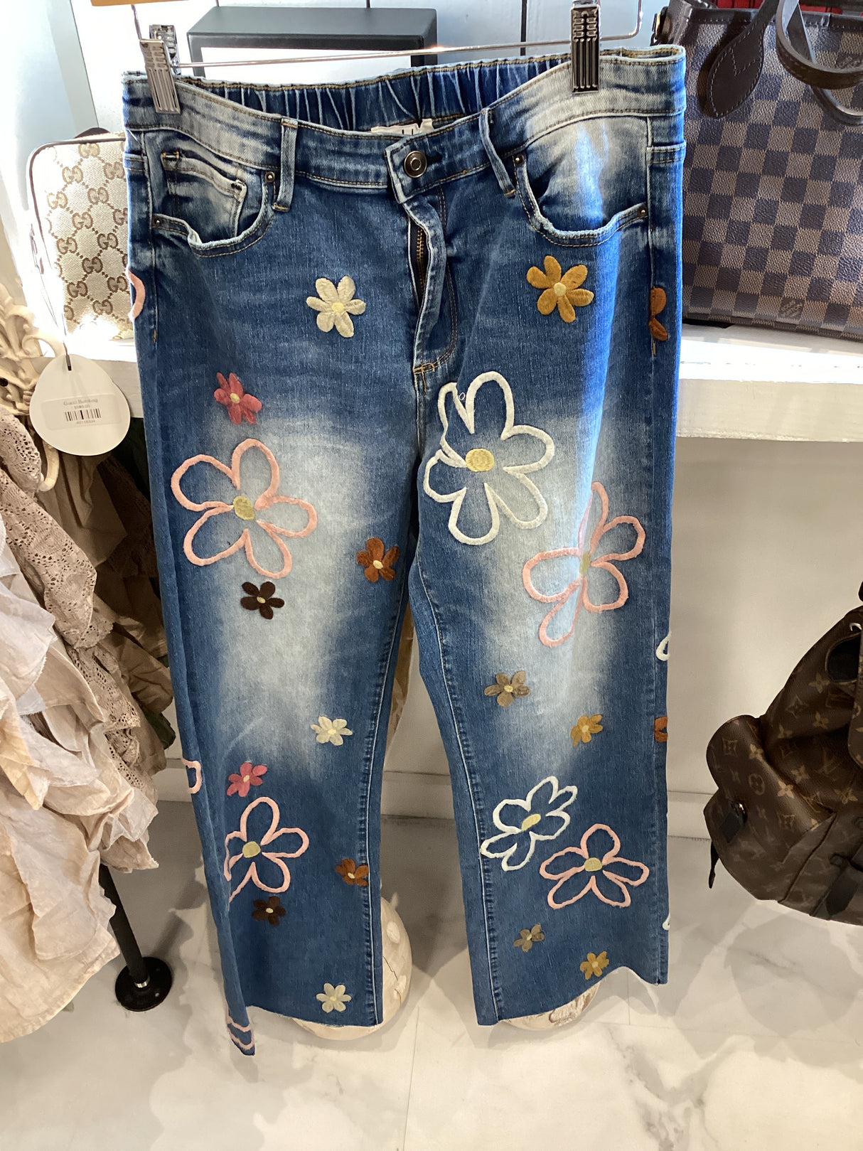 JP0688 Flower Embroidery Denim Pants