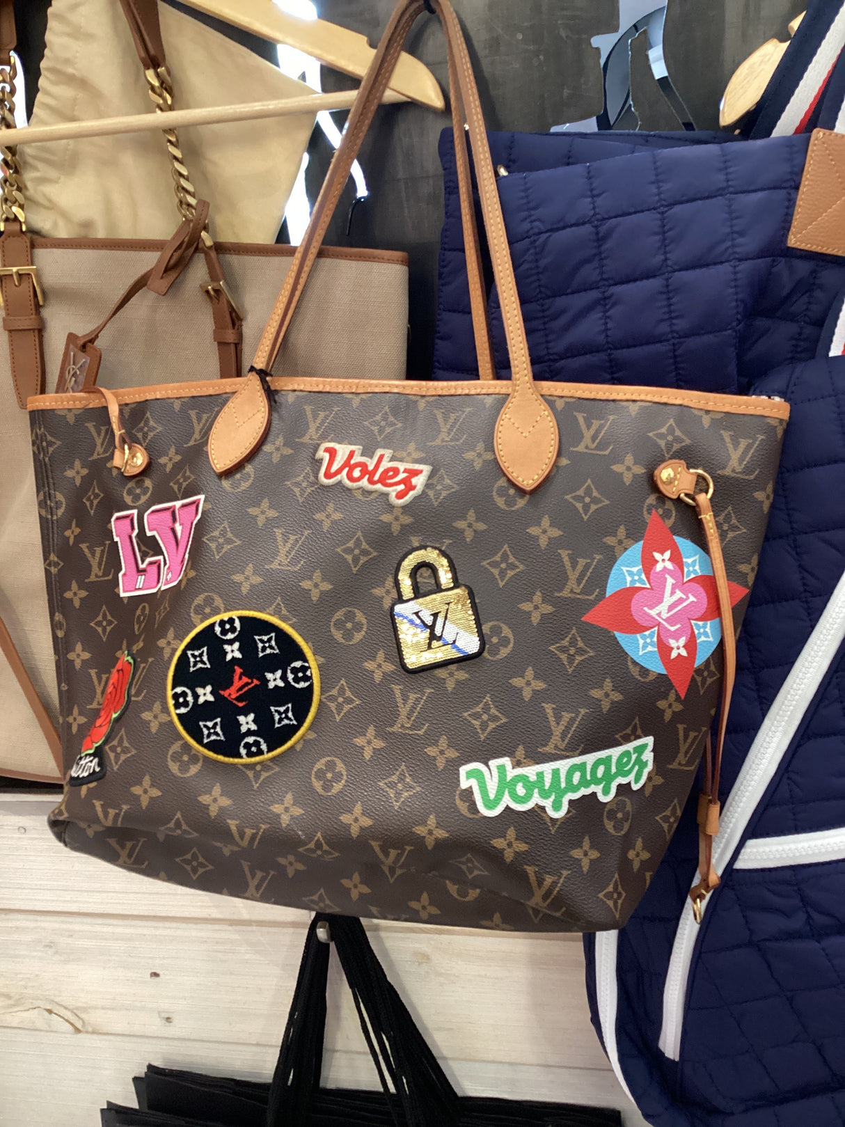 LV Patches Neverfull