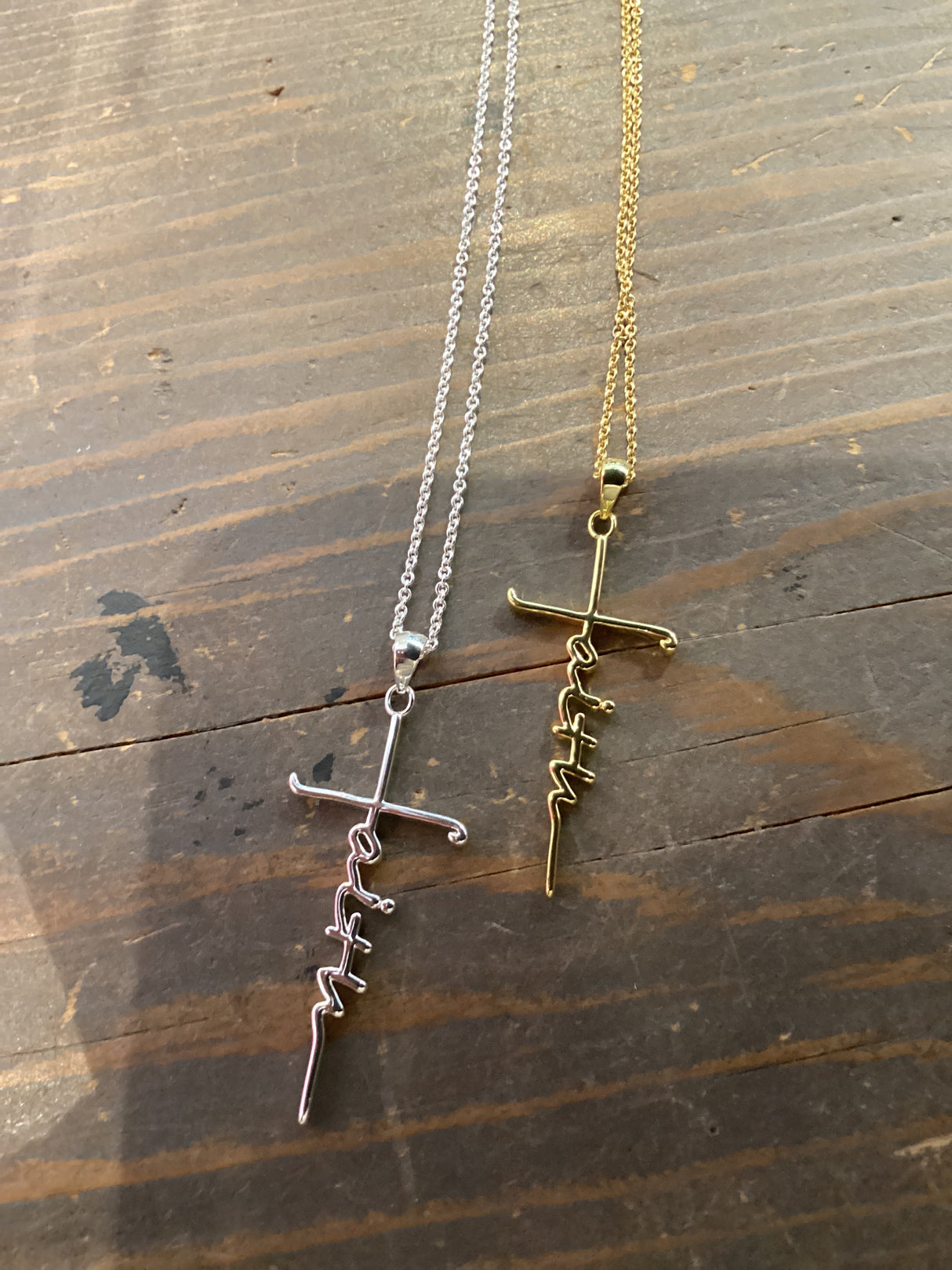 84895A Assorted Faith Cross Necklaces (2 Colors 2 Ea)