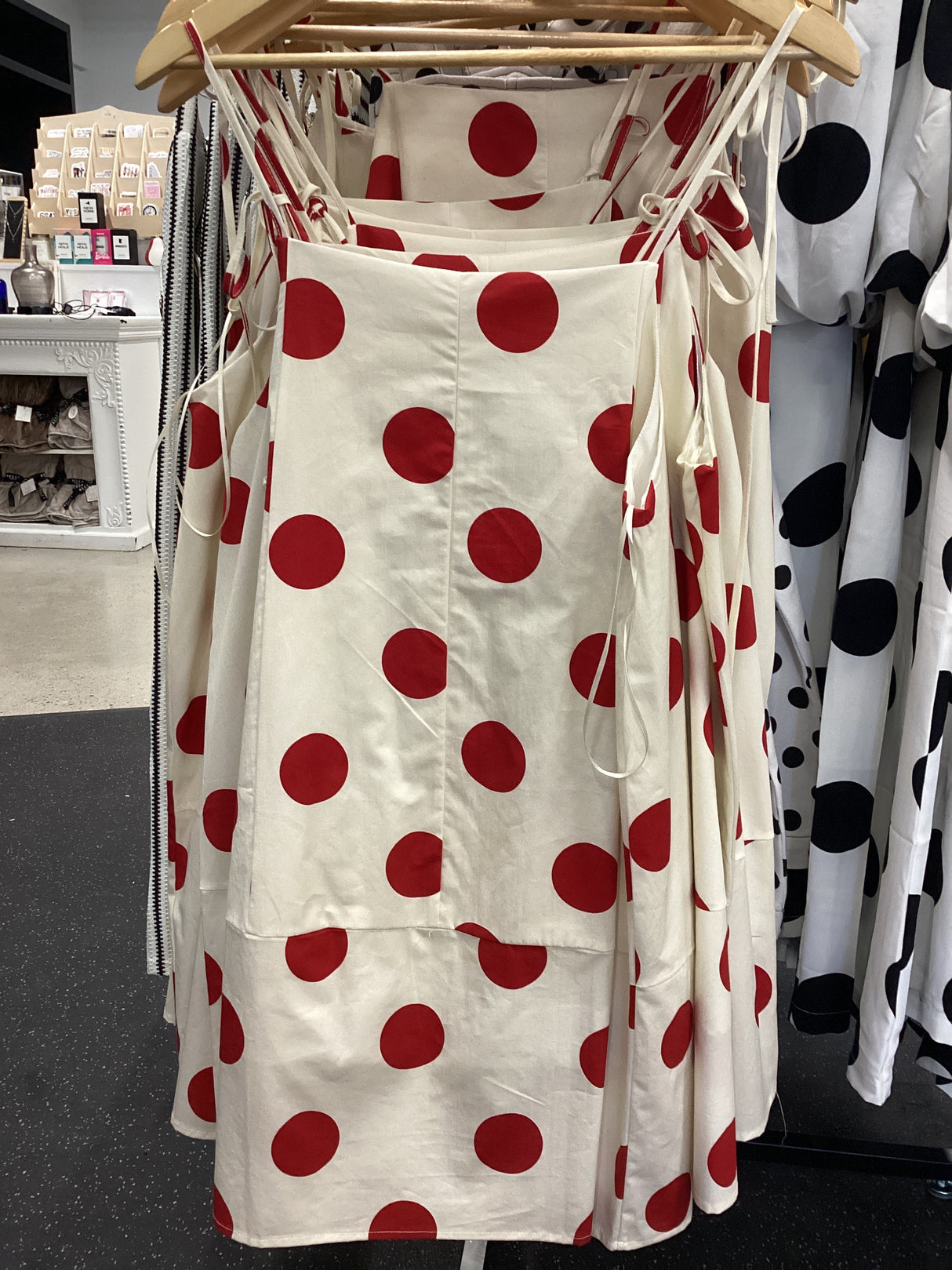 ID200992-01 - Barrel Mini Dress