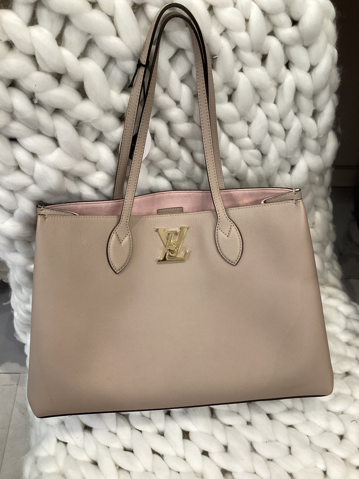 Louis Vuitton Beige Bag-Customer