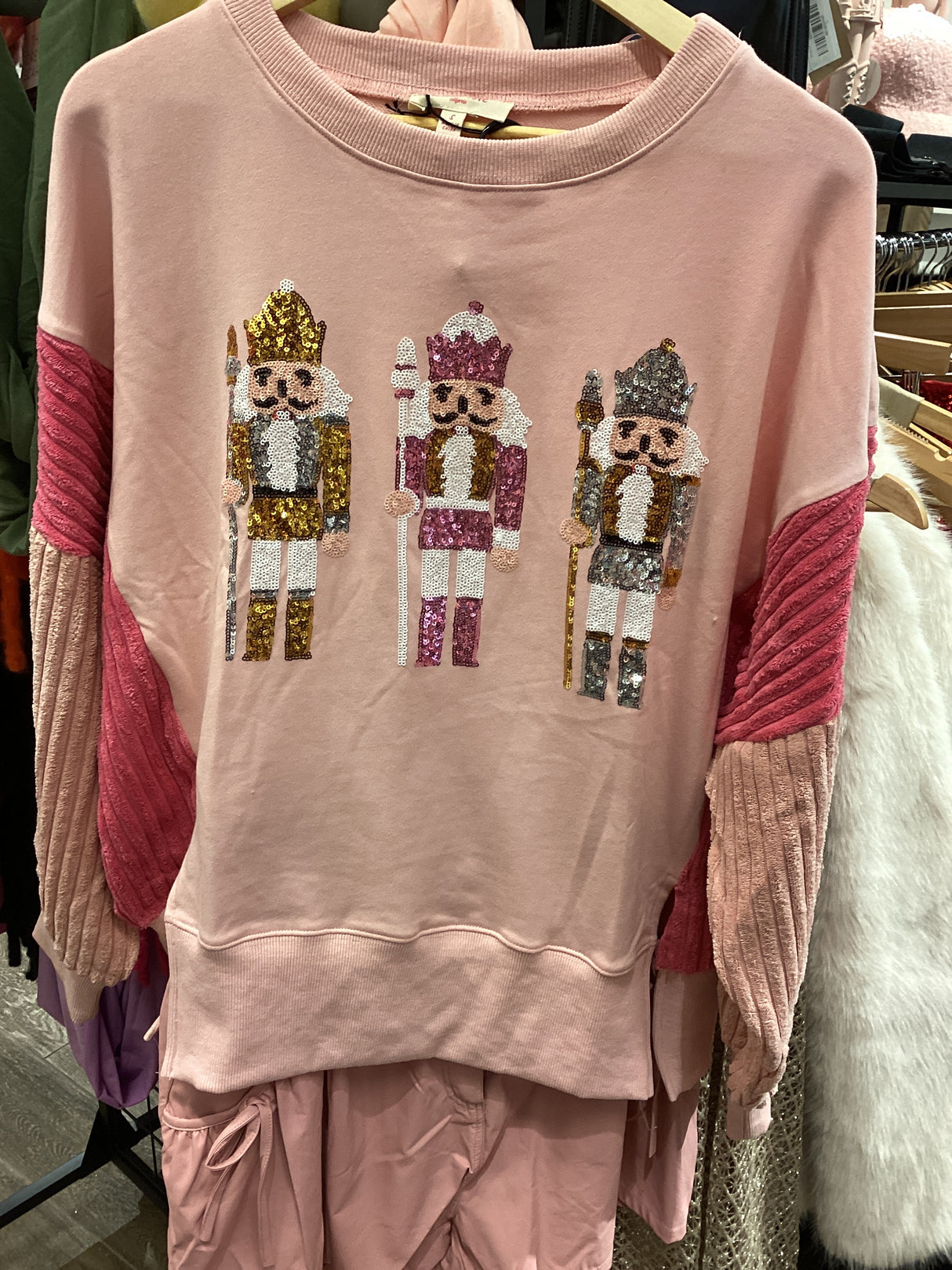 IKT38758-004 Oversized Nutcracker Sweatshirt