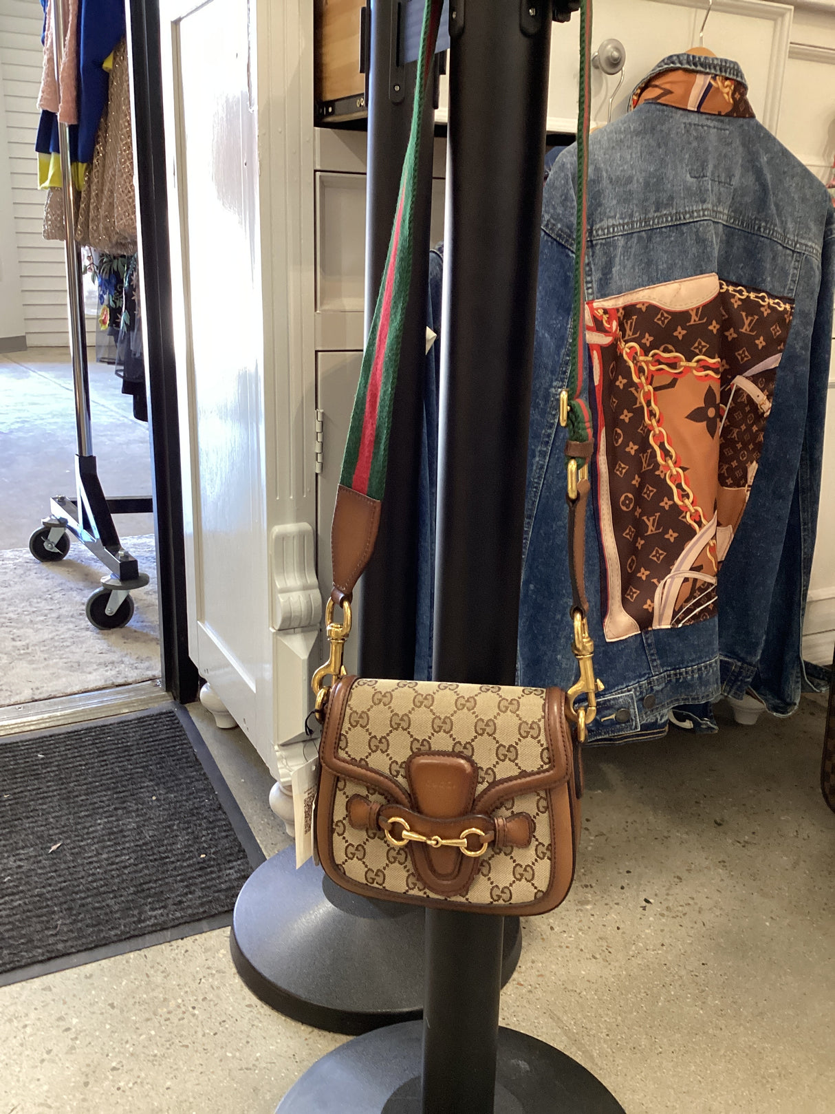 9277731  Canvas Shoulder Bag