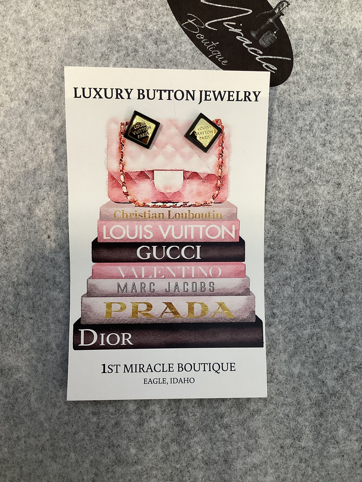 1K Earrings/Louis Vuitton