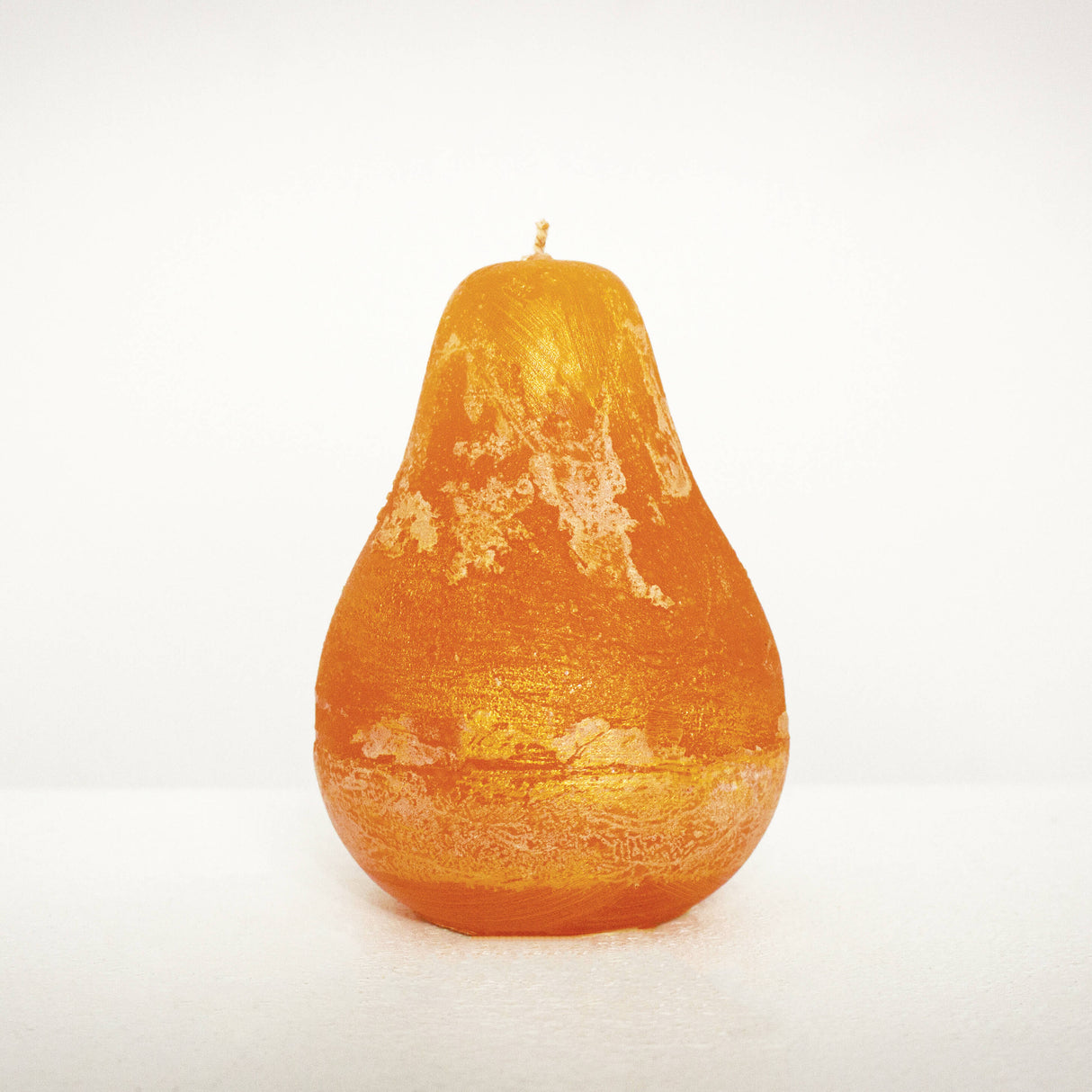 RT304GLD Timber Pear Candle