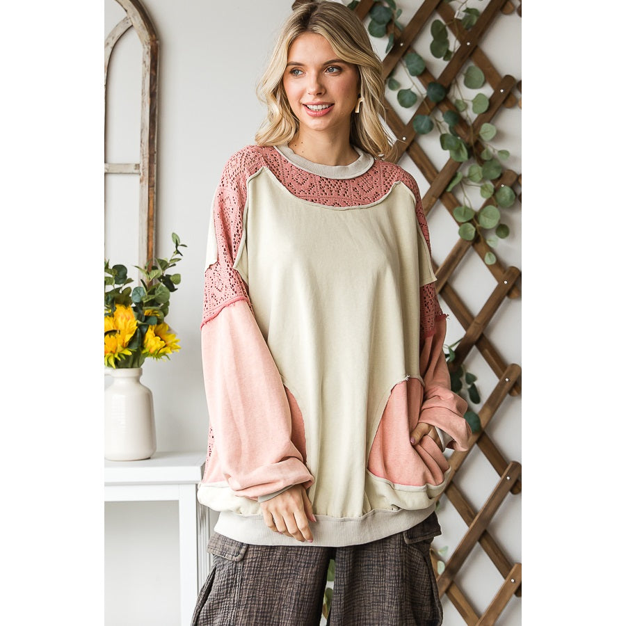 MINERAL WASHED LACE POCKETS SWEATSHIRT by Oli & Hali